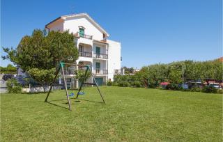 Amazing Apartment In Pietra Ligure With Wifi - 9