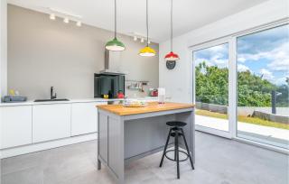 3 Bedroom Pet Friendly Home In Vrh - Vrh - 6