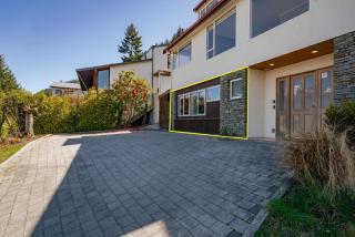 Picturesque View - 2 bedroom flat with kitchenette - Queenstown - 1