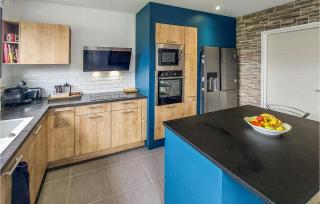 3 Bedroom Beautiful Home In Vertou - Vertou - 1