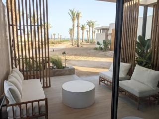 Magical Cabana Steps From Beach & Pool - 9