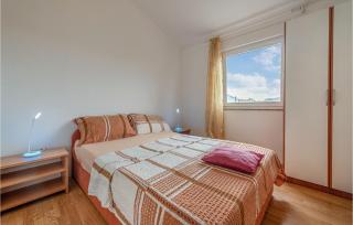 Two-Bedroom Apartment In Vir - Vir - 6