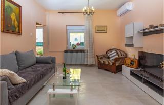 Beautiful Apartment In Sisan With Wifi - Šišan - 8