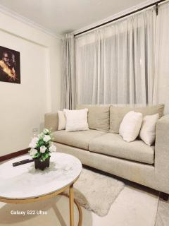 Golden Touch Luxury Deisty - Nairobi - 9