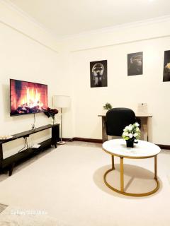 Golden Touch Luxury Deisty - Nairobi - 7