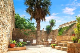 Menexes Suites Monemvasia - Monemvasia - 9