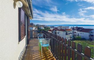 Beautiful Apartment In Podstrana - Podstrana - 2