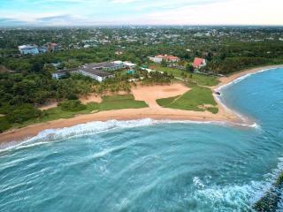 Pegasus Reef - A Beach Resort in Colombo - 8