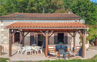4 Bedroom Lovely Home In Douzillac - Douzillac - 9