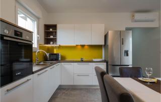 Pet Friendly Home In Barban - 8