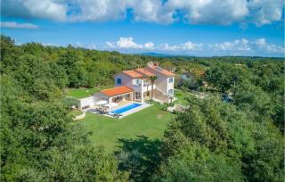 Stunning Apartment In Labin With Sauna - 9