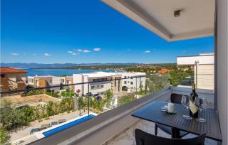 3 Bedroom Cozy Apartment In Malinska - Malinska - 3