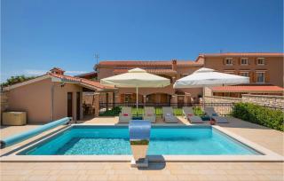Beautiful Apartment In Hr-52215 Vodnjan - Vodnjan - 3