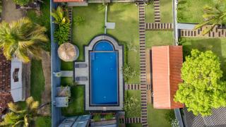Hasthri Boutique Grey Chalet in Ahangama with pool Near Beach - Ahangama - 4
