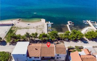 Beach Front Apartment - Sveti Filip i Jakov - 0