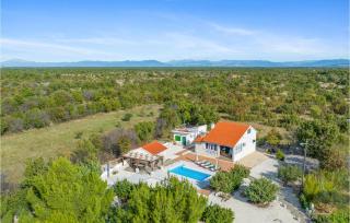 Stunning Home In Drinovci With Sauna - Drinovci - 2