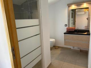 Grand Duplex en Rez de jardin centre ville de Saint-Gilles-les-Bains - 1