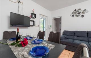 1 Bedroom Awesome Apartment In Vrh - Vrh - 5