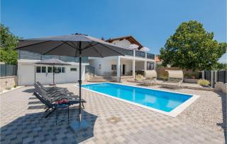 4 Bedroom Lovely Home In Imotski - Imotski - 0