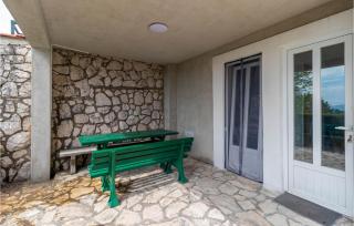 2 Bedroom Cozy Apartment In Jadranovo - Jadranovo - 3