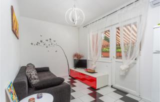 Nice Home In Risika With House Sea View - Risika - 6