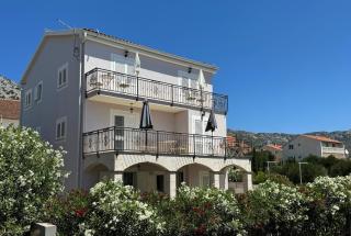 NML Holiday Apartments - 9