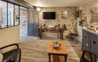 Stunning Home In Frossay With Wifi - Frossay - 9