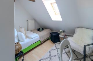 Gemeinschaftsunterkunft 2EZ 1DZ 2 Bäder - ruhig gelegen - Garten, Küche, WLAN, Parken, Self-Check-in, Ventilator - - 8
