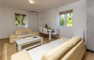 1 Bedroom Lovely Home In Pula - Pula - 7