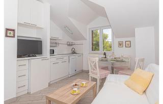 Gorgeous Apartment In Brodarica - Brodarica - 8