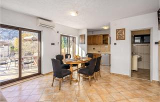 Cozy Home In Cesarica With Kitchen - Cesarica - 8