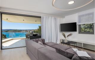 Awesome Apartment In Krk With Wifi - Krk - 8