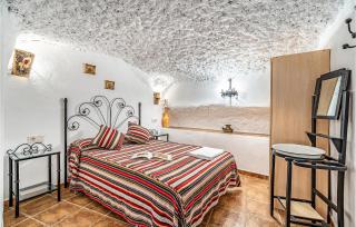Beautiful Home In Cuevas Del Campo - Cuevas del Campo - 4