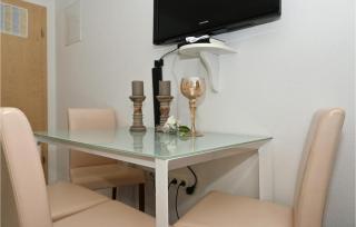 Beautiful Apartment In Okrug Gornji - Trogir - 7