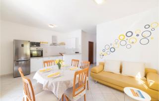 Two-Bedroom Apartment In Vinisce - Vinišće - 3