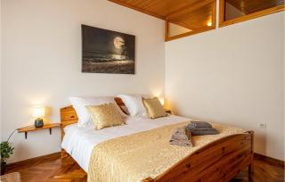 2 Bedroom Nice Apartment In Podstrana - Podstrana - 5