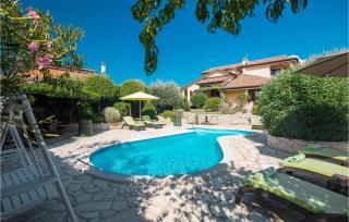 Lovely Home In Buje With Wifi - 1