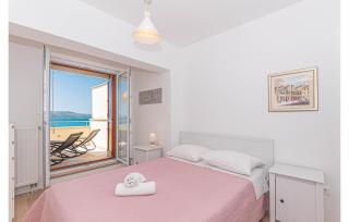 Beautiful Apartment In Brodarica - 5