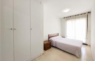 3 Bedroom Nice Apartment In Torreblanca - Torreblanca - 3