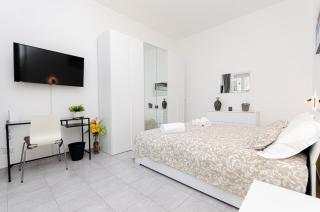 VivimiHome - Crespi House a 3 minuti dalla Metro - Milan - 2
