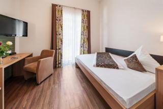 Hotel Donaublick - 1