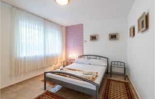 Beautiful Apartment In Premantura - Premantura - 6