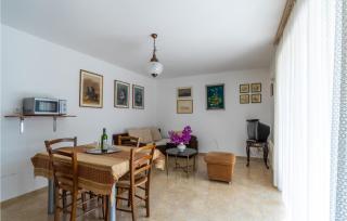 Beautiful Apartment In Premantura - Premantura - 7