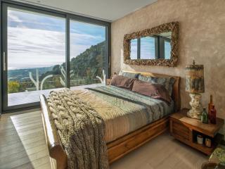 Villa in Barcelona with Sea Views and Beach - 5