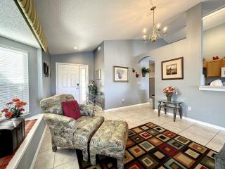 Last Minute Disney Getaway! Private Pool, Hot Tub & Games Room. Book Now! #83157 - Kissimmee - 4