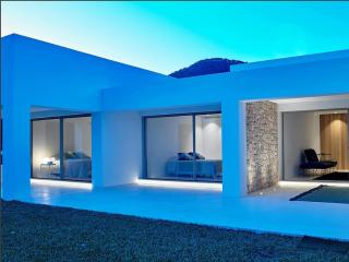 Holiday home with stylish interiors - Sant Francesc de s'Estany - 4