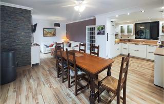 Beautiful Home In Agde - 6