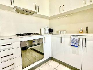 Breathtaking City & Sky Views - 7