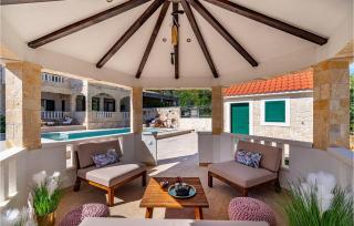 Villa Heritage Resort - 5