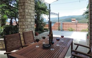 2 Bedroom Gorgeous Apartment In Rabac - Rabac - 4